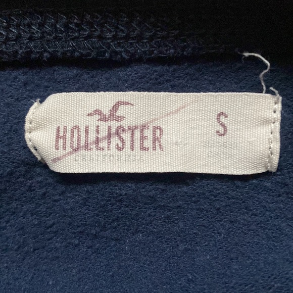 Hollister crewneck - Picture 4 of 5